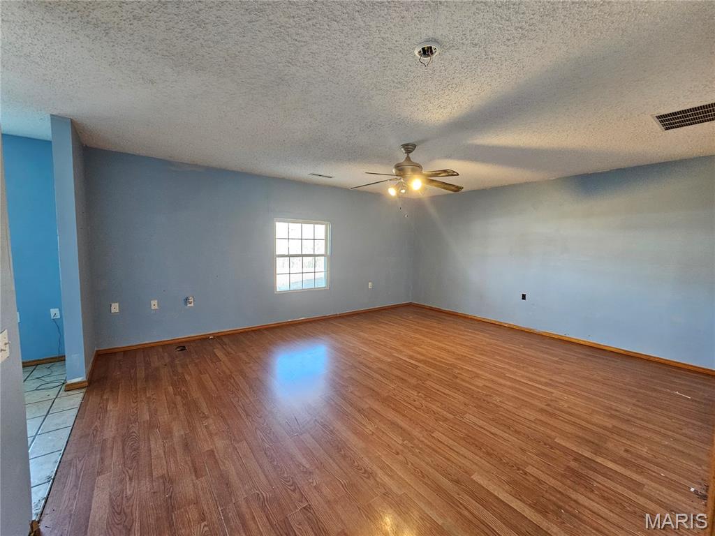 9126 Baldwin Road Baldwin, IL 62217 - Photo 17 of 31