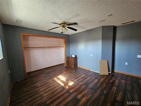 $189,000 | 9126 Baldwin Road, Baldwin, IL 62217