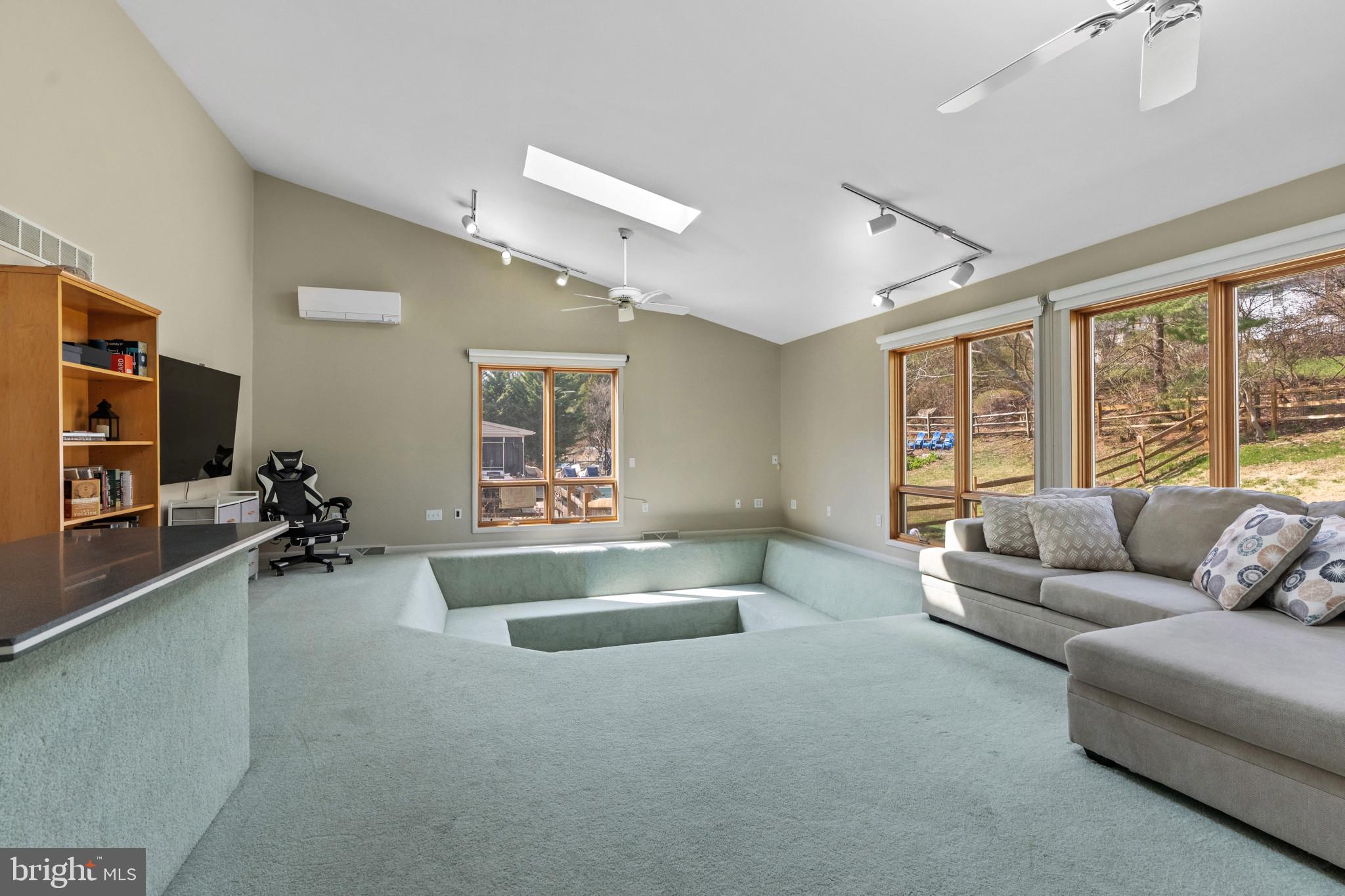 40 Raphael Road Hockessin, DE 19707 - Photo 22 of 53 Entertainment Room