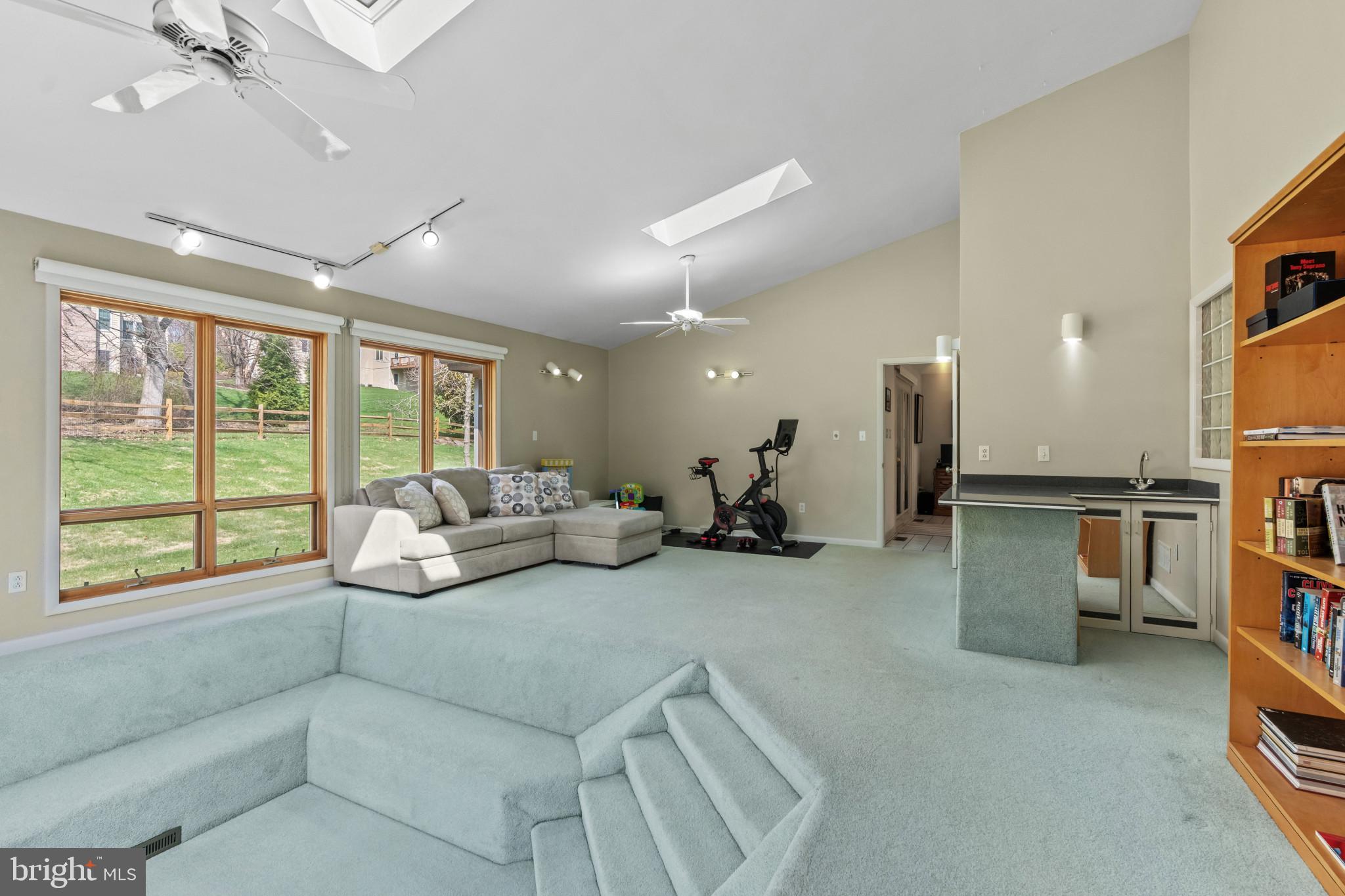 40 Raphael Road Hockessin, DE 19707 - Photo 24 of 53 Entertainment Room