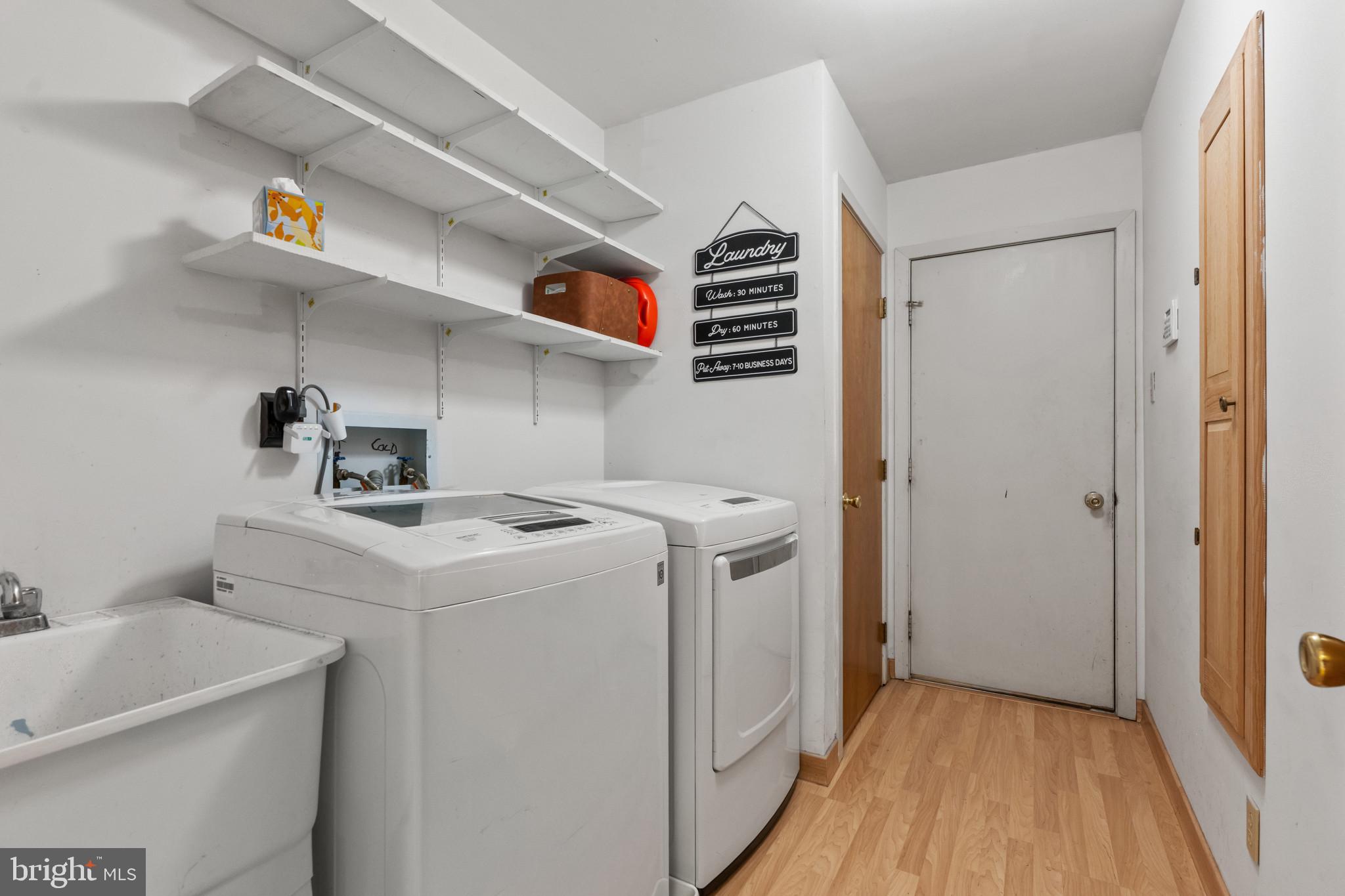 40 Raphael Road Hockessin, DE 19707 - Photo 41 of 53 Main Level Laundry