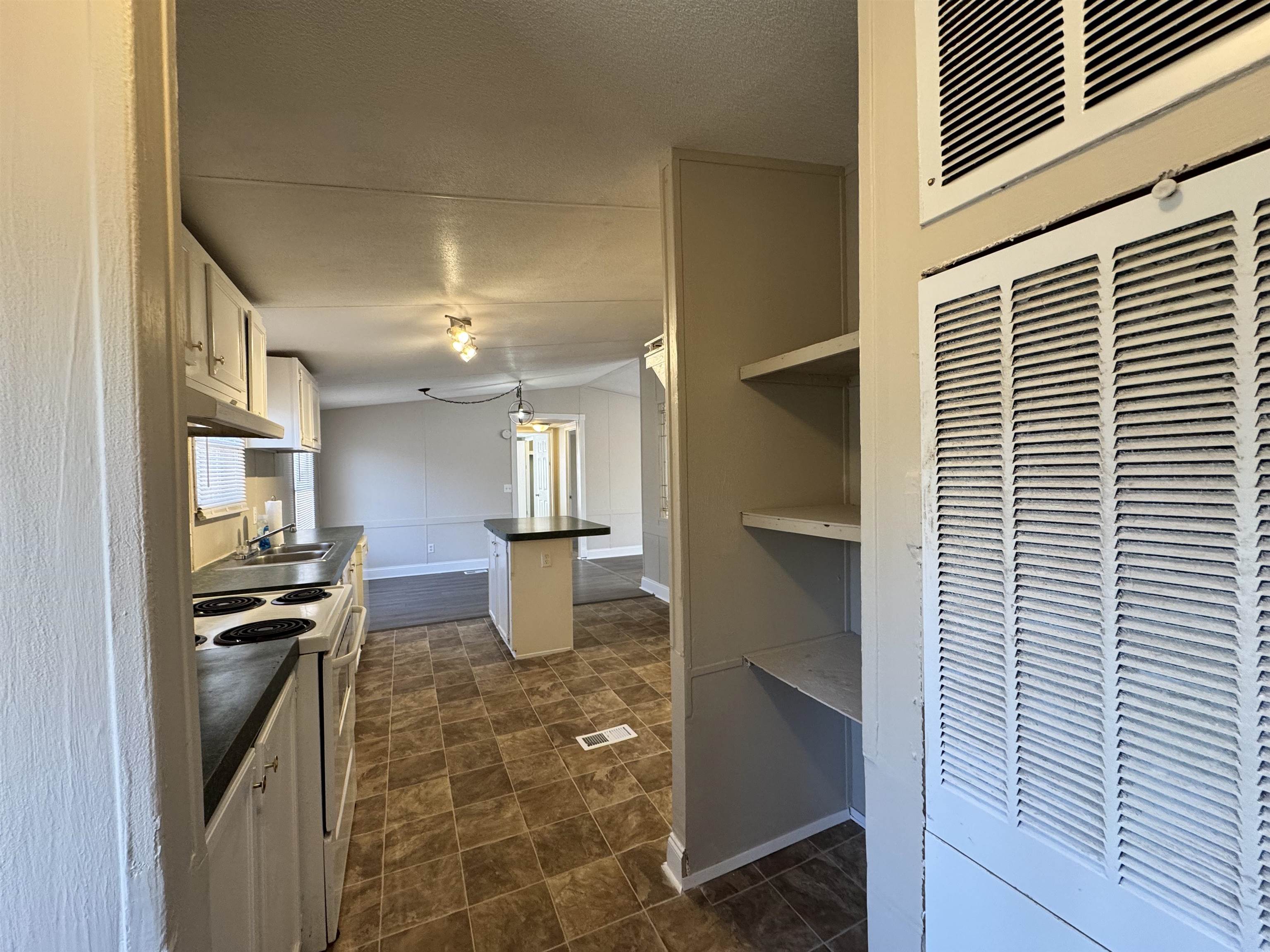 262 Geddy Road Gray Court, SC 29645 - Photo 18 of 39