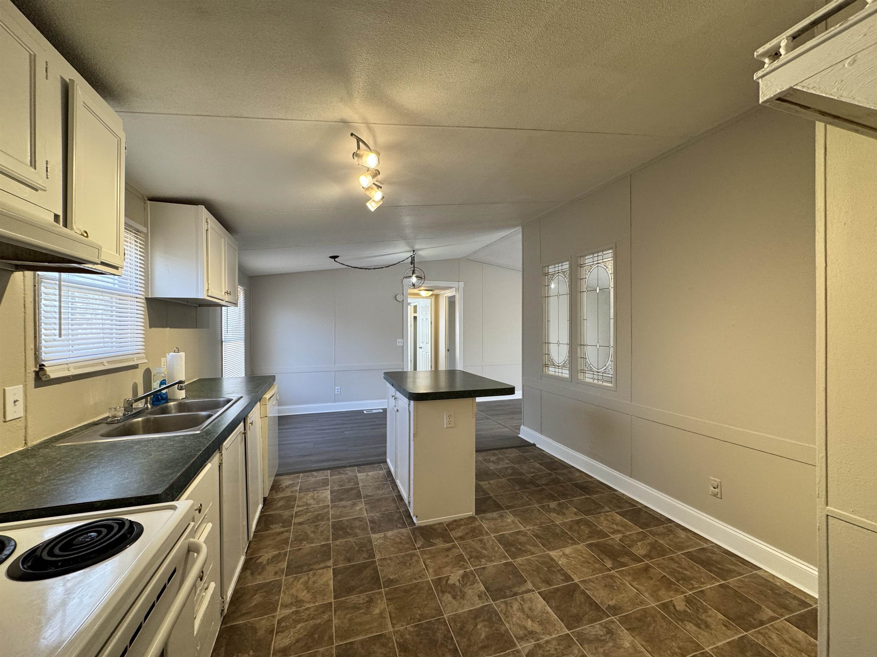 262 Geddy Road Gray Court, SC 29645 - Photo 19 of 39