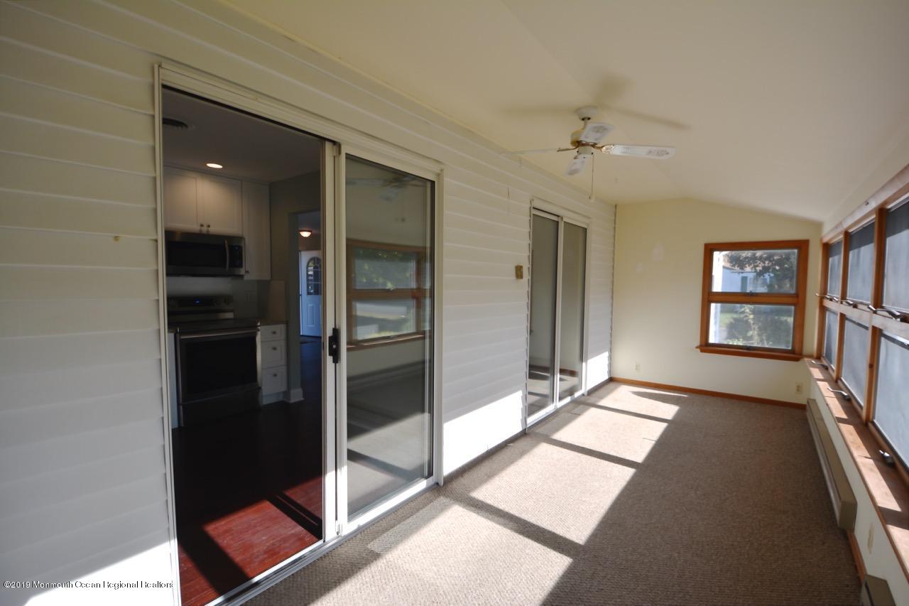 31 Berkshire Road Whiting, NJ 08759 - Photo 10 of 25 a view of an entryway
