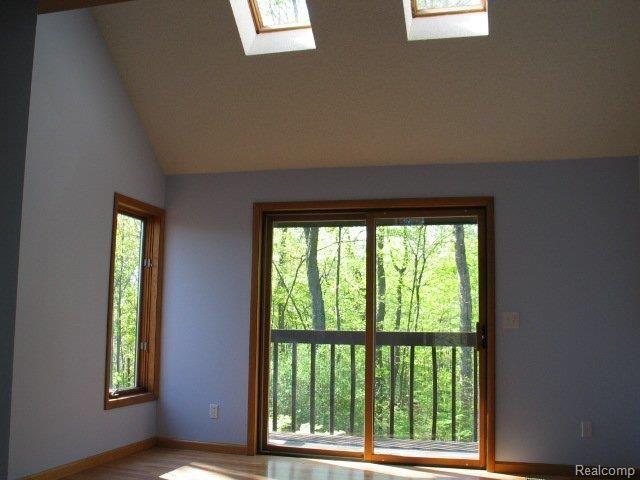 6931 Crandall Road Howell, MI 48855 - Photo 13 of 22