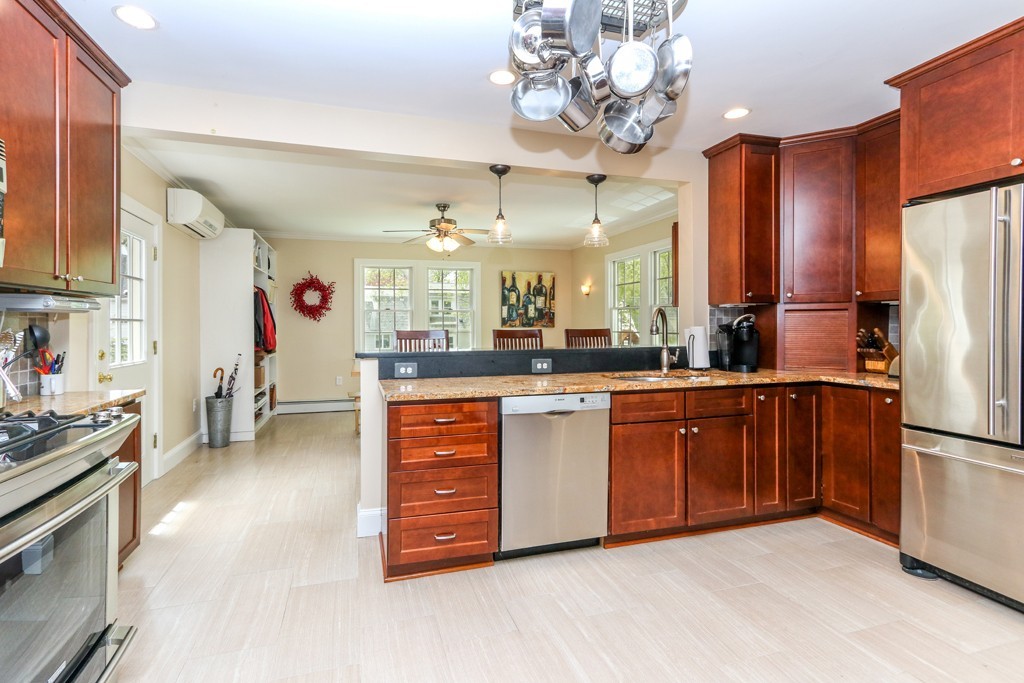 25 Holman Road Newton, MA 02466 - Photo 12 of 25 Gallery Image 12