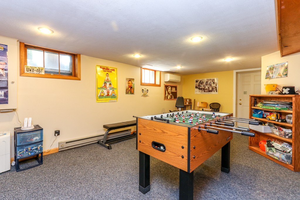 25 Holman Road Newton, MA 02466 - Photo 19 of 25 Gallery Image 19