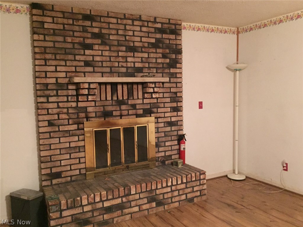 52625 Farmington Road Bridgeport, OH 43912 - Photo 8 of 12 Gallery Image 8