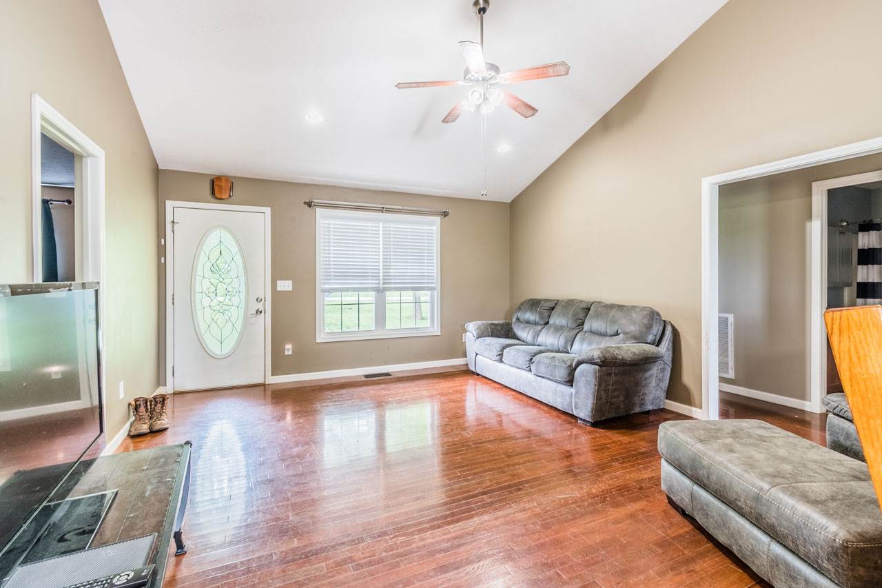 214 Aston Appling Road Auburn, KY 42206 - Photo 15 of 31 Gallery Image 15