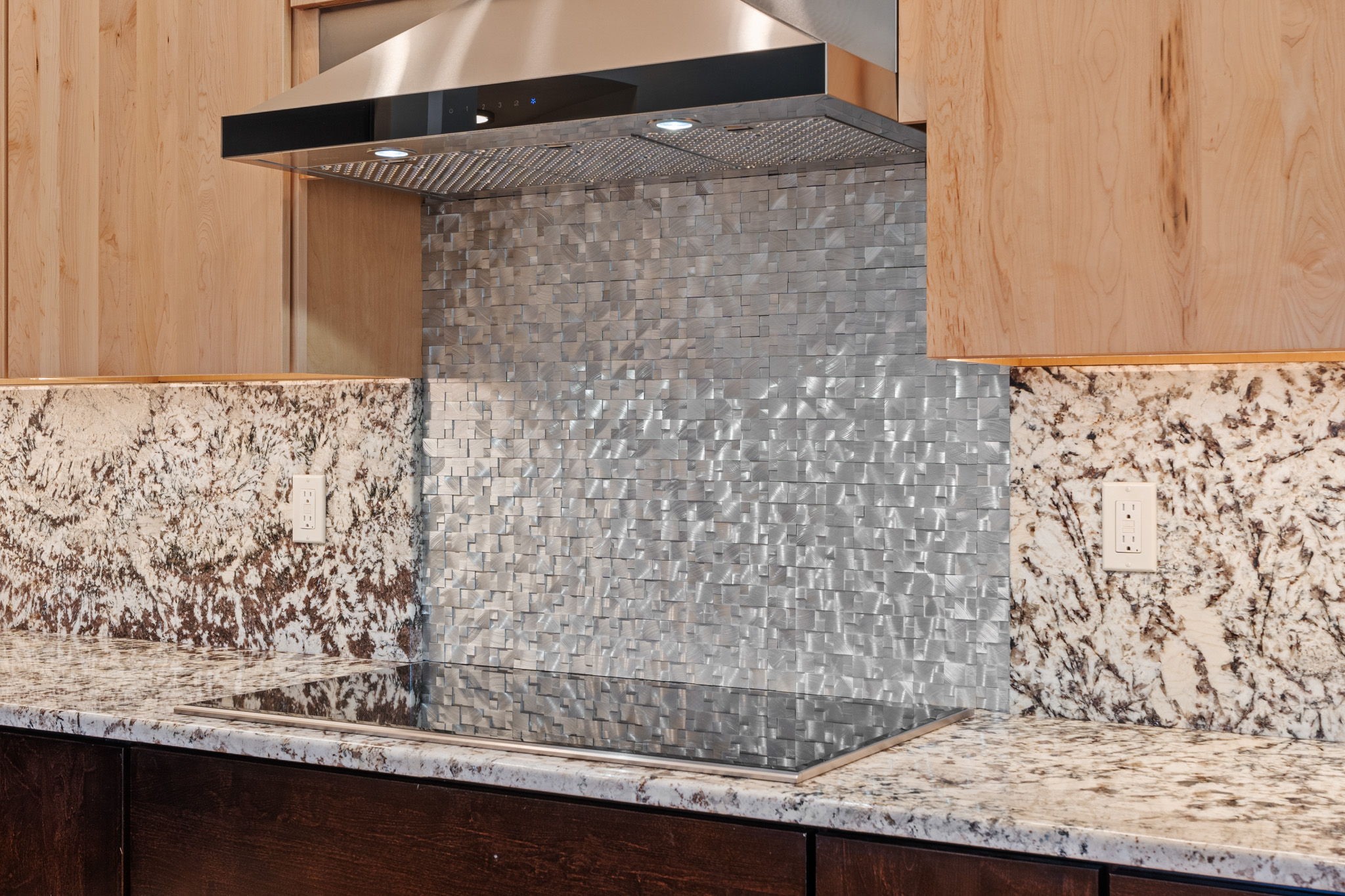 1411 Tesuque Creek Road Santa Fe, NM 87501 - Photo 10 of 45 Cooktop and Venthood