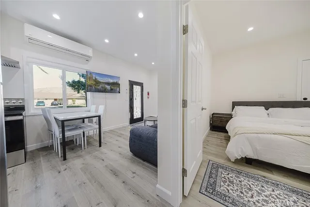 $2,350 | 12809 Woodley Avenue, Granada Hills, CA 91344