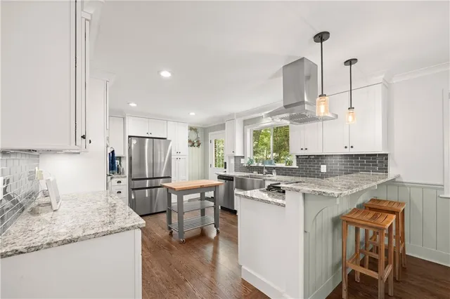 $599,000 | 650 Blue Ridge Avenue, Gainesville, GA 30501