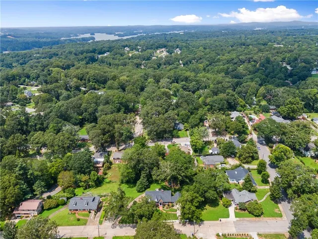 $599,000 | 650 Blue Ridge Avenue, Gainesville, GA 30501