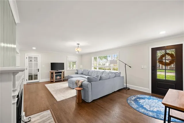 $599,000 | 650 Blue Ridge Avenue, Gainesville, GA 30501