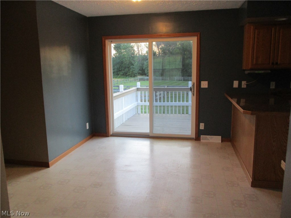 7968 Bear Swamp Road Wadsworth, OH 44281 - Photo 5 of 29 Gallery Image 5