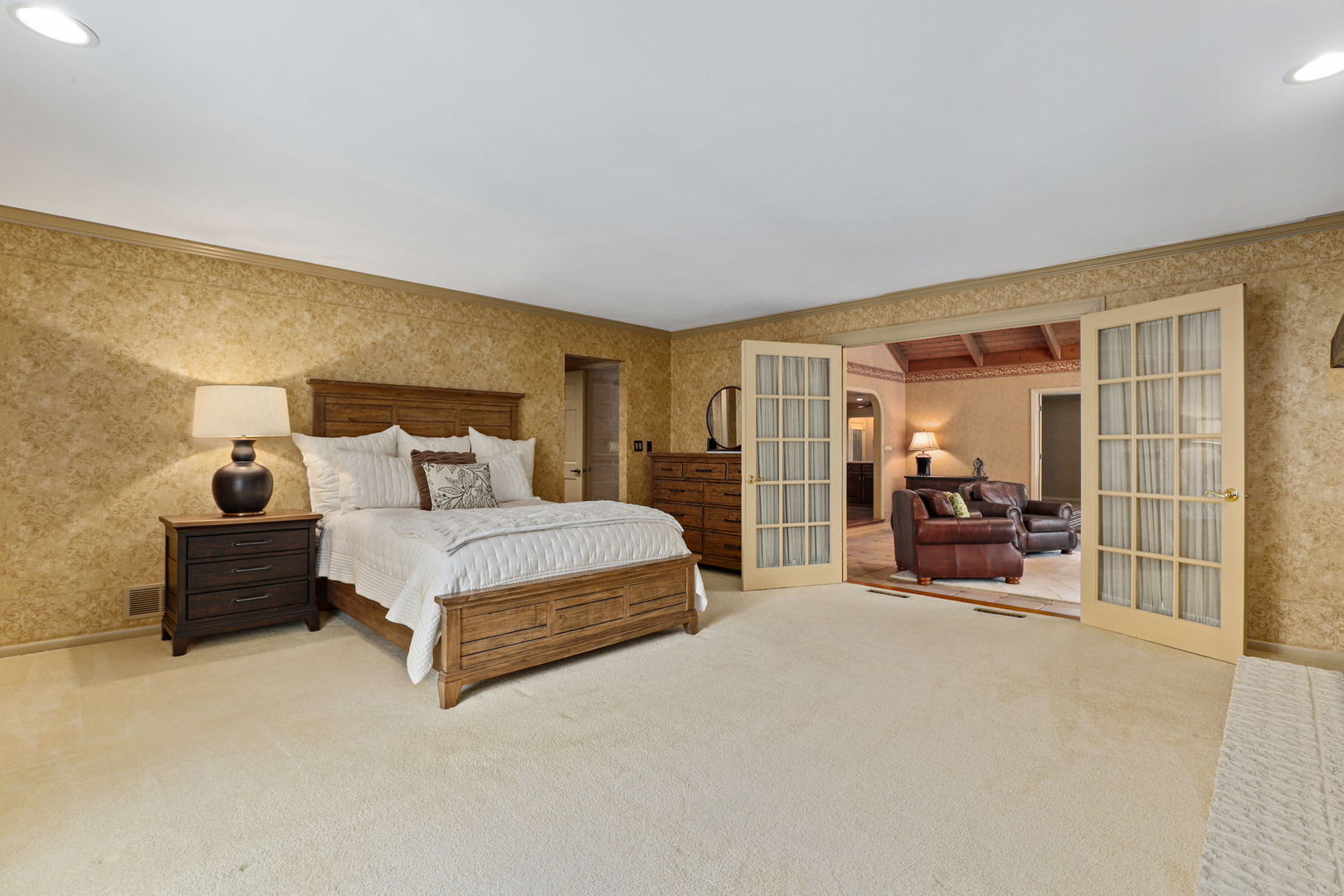 518 Northgate Road Lindenhurst, IL 60046 - Photo 17 of 35 a bedroom with a bed and large mirror