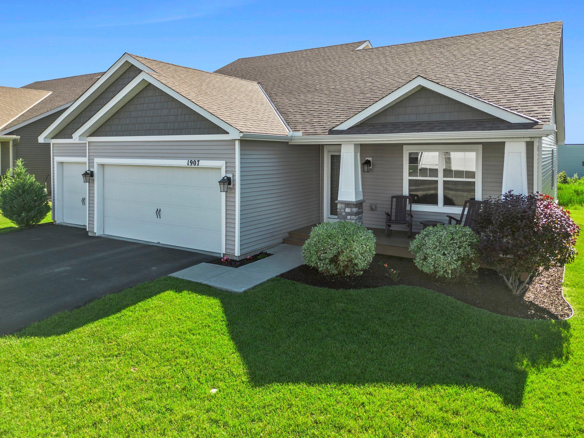 1907 Meridian Curve Carver, MN 55315 - Photo 14 of 81