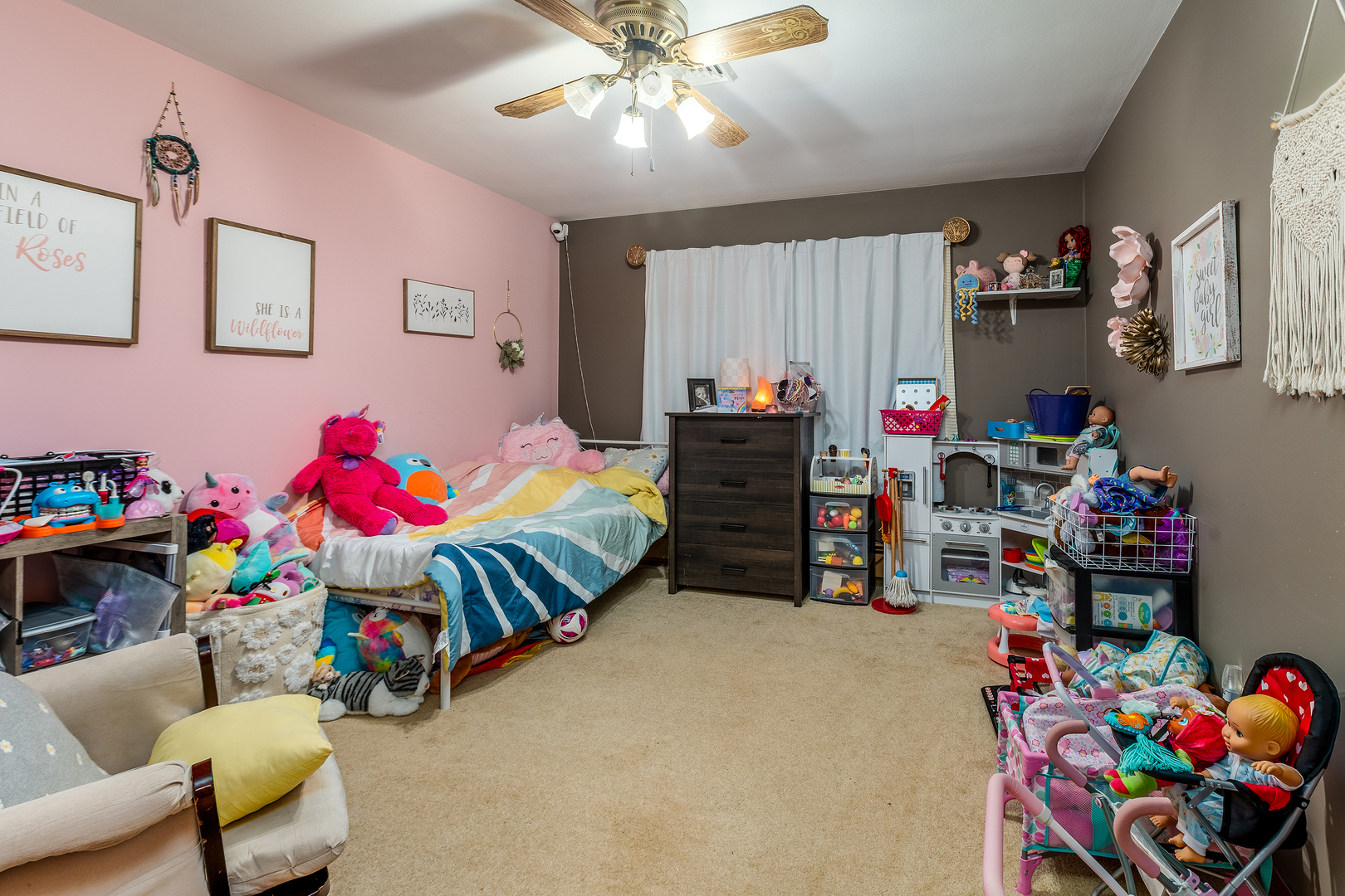 218 Blessing Circle Murphysboro, IL 62966 - Photo 21 of 40 a bedroom with furniture and a bed