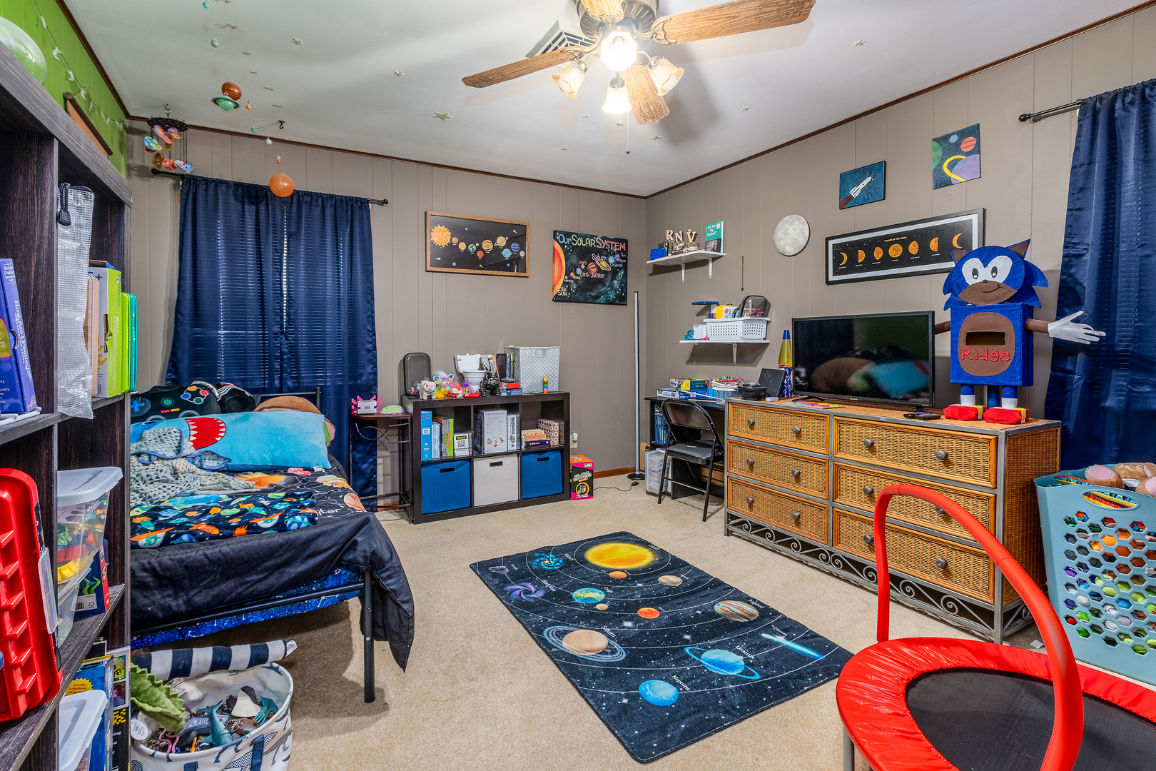 218 Blessing Circle Murphysboro, IL 62966 - Photo 25 of 40 a bedroom with furniture and a chair