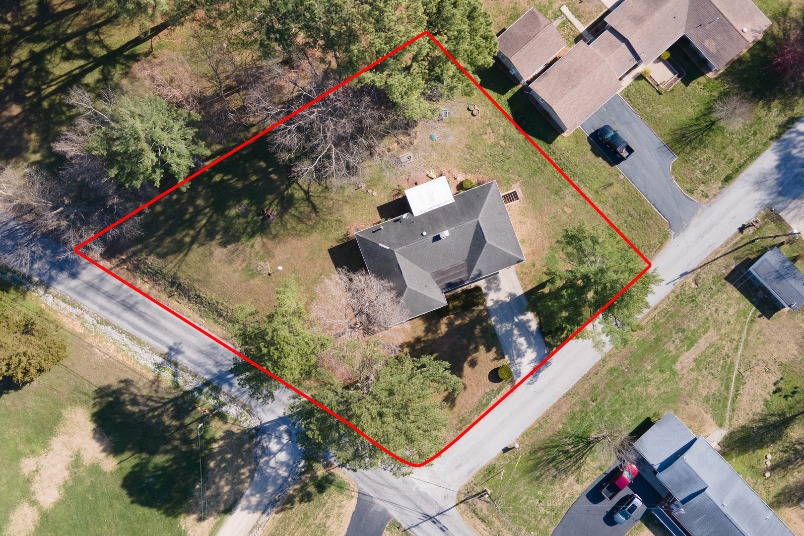 218 Blessing Circle Murphysboro, IL 62966 - Photo 37 of 40 an aerial view of house with a yard