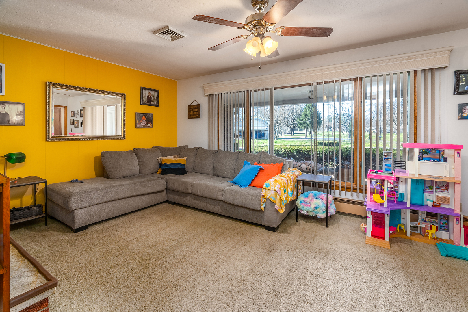 218 Blessing Circle Murphysboro, IL 62966 - Photo 6 of 40 a living room with furniture and a floor to ceiling window
