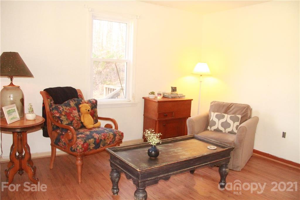 6919 Meadows Town Road Marshall, NC 28753 - Photo 6 of 17 Gallery Image 6