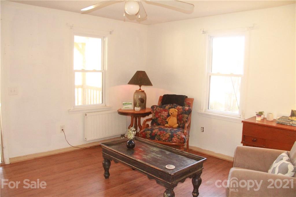 6919 Meadows Town Road Marshall, NC 28753 - Photo 7 of 17 Gallery Image 7