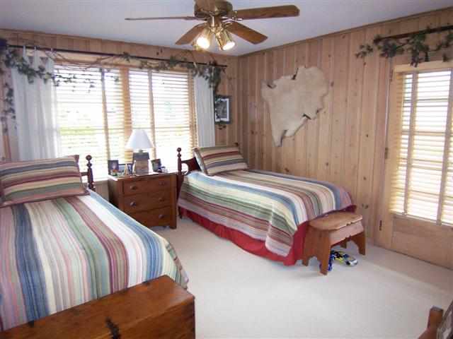 427 East High Point Road Peoria, IL 61614 - Photo 14 of 15 Gallery Image 14