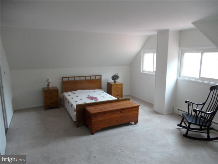23 Harvest Road Levittown, PA 19056 - Photo 3 of 15 Gallery Image 3