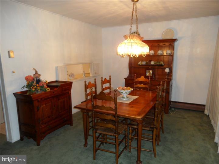 23 Harvest Road Levittown, PA 19056 - Photo 6 of 15 Dining Room