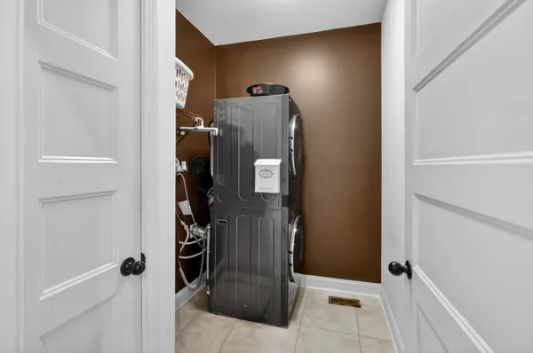 a view of a hallway with closet