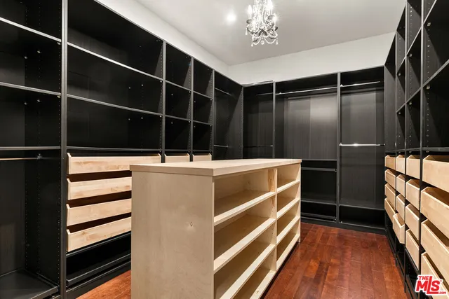 $14,950 | 3255 Fernwood Avenue, Los Angeles, CA 90039