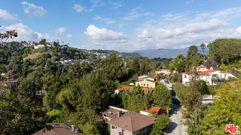 $17,950 | 3255 Fernwood Avenue, Los Angeles, CA 90039