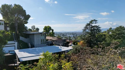$17,950 | 3255 Fernwood Avenue, Los Angeles, CA 90039