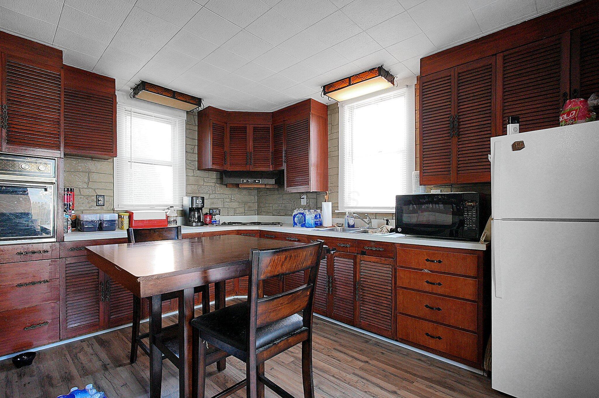 132 Walnut Street Circleville, OH 43113 - Photo 8 of 38 7-web-or-mls-132-walnut-st