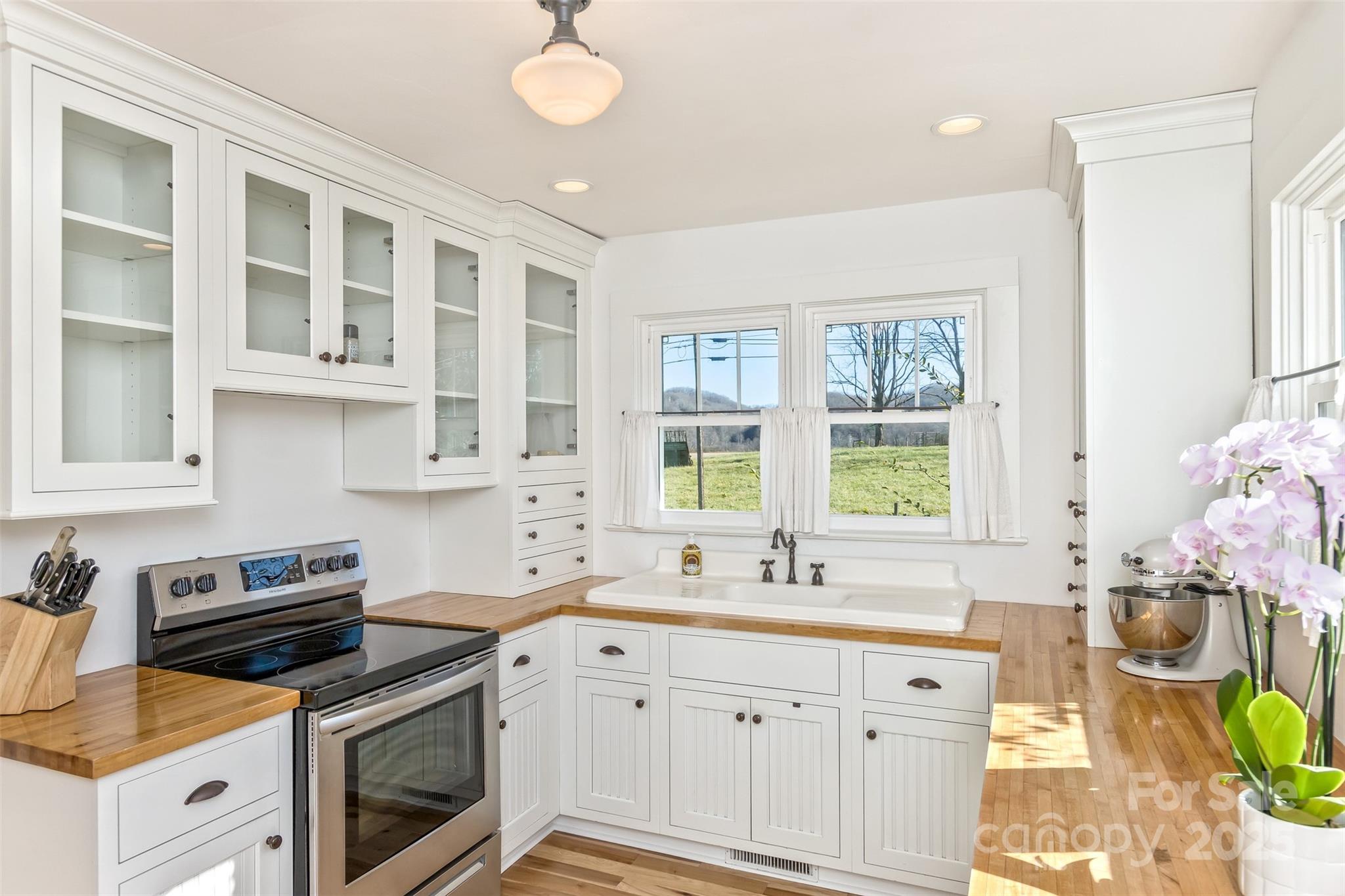 522 Calvert Road Brevard, NC 28712 - Photo 13 of 43