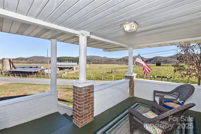 $465,000 | 522 Calvert Road, Brevard, NC 28712