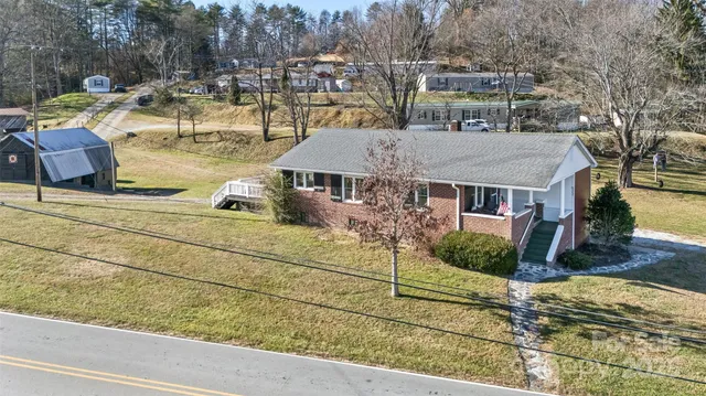 $465,000 | 522 Calvert Road, Brevard, NC 28712