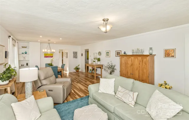 $465,000 | 522 Calvert Road, Brevard, NC 28712