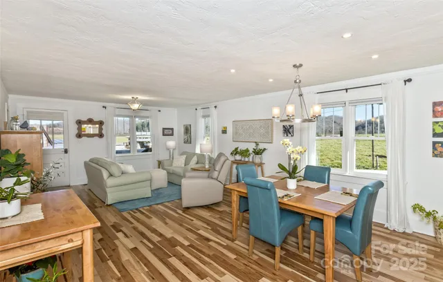 $465,000 | 522 Calvert Road, Brevard, NC 28712