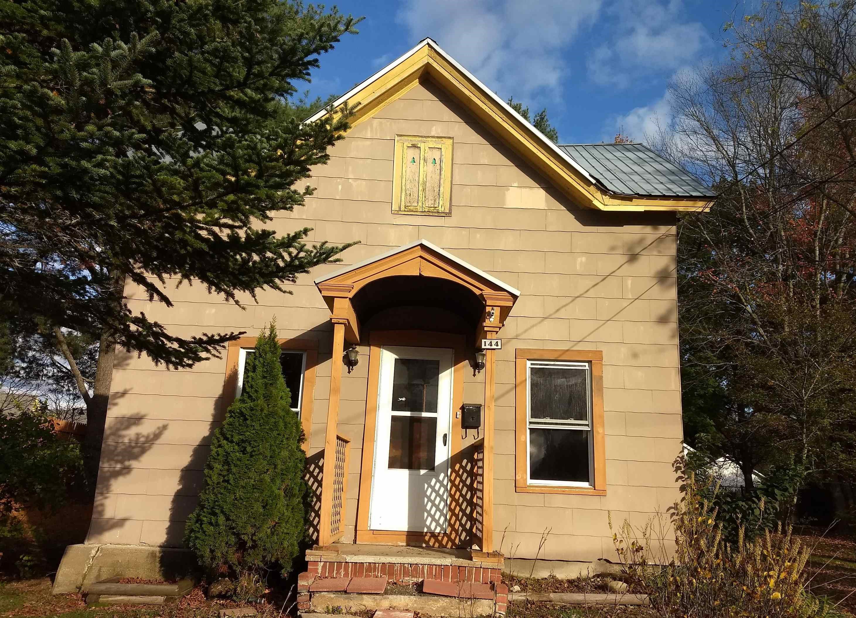 144 Forest Street Rutland, VT 05701 - Photo 1 of 15