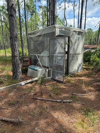 a view of a entryway