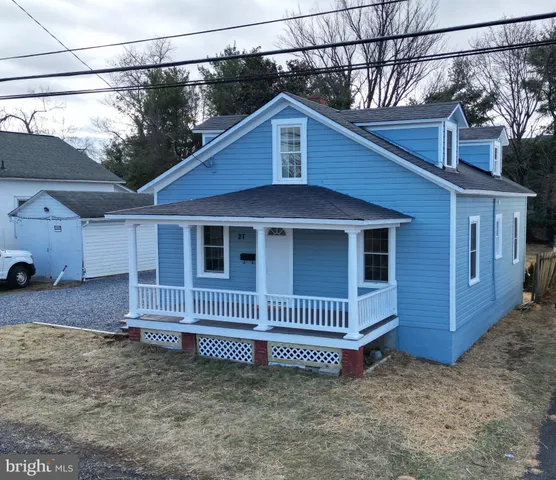 $320,000 | 27 Jackson Avenue, Winchester, VA 22601