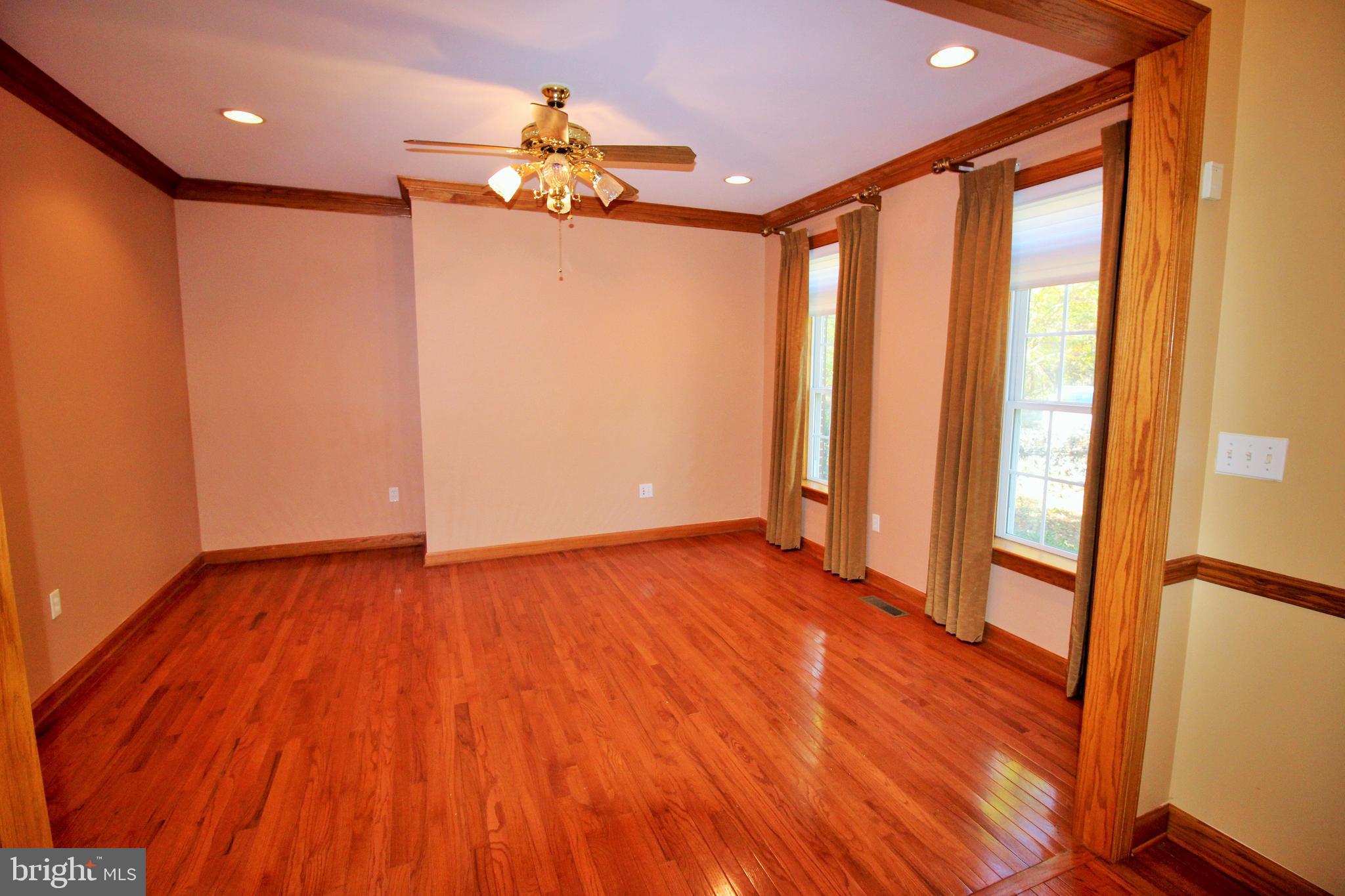 44447 St Andrews Church Road California, MD 20619 - Photo 12 of 26 Sitting Rm off of foyer