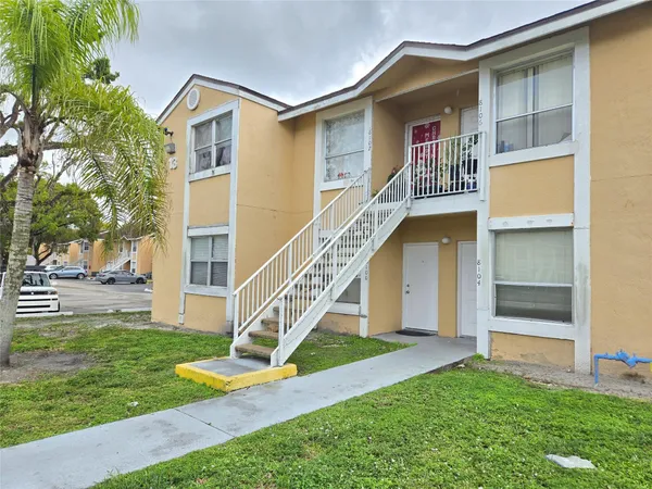 $2,100 | 8100 Southwest 21st Court, Unit 8100, Miramar, FL 33025