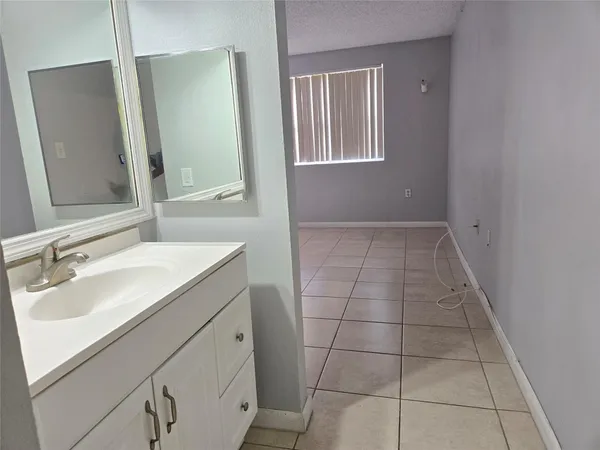 $2,100 | 8100 Southwest 21st Court, Unit 8100, Miramar, FL 33025