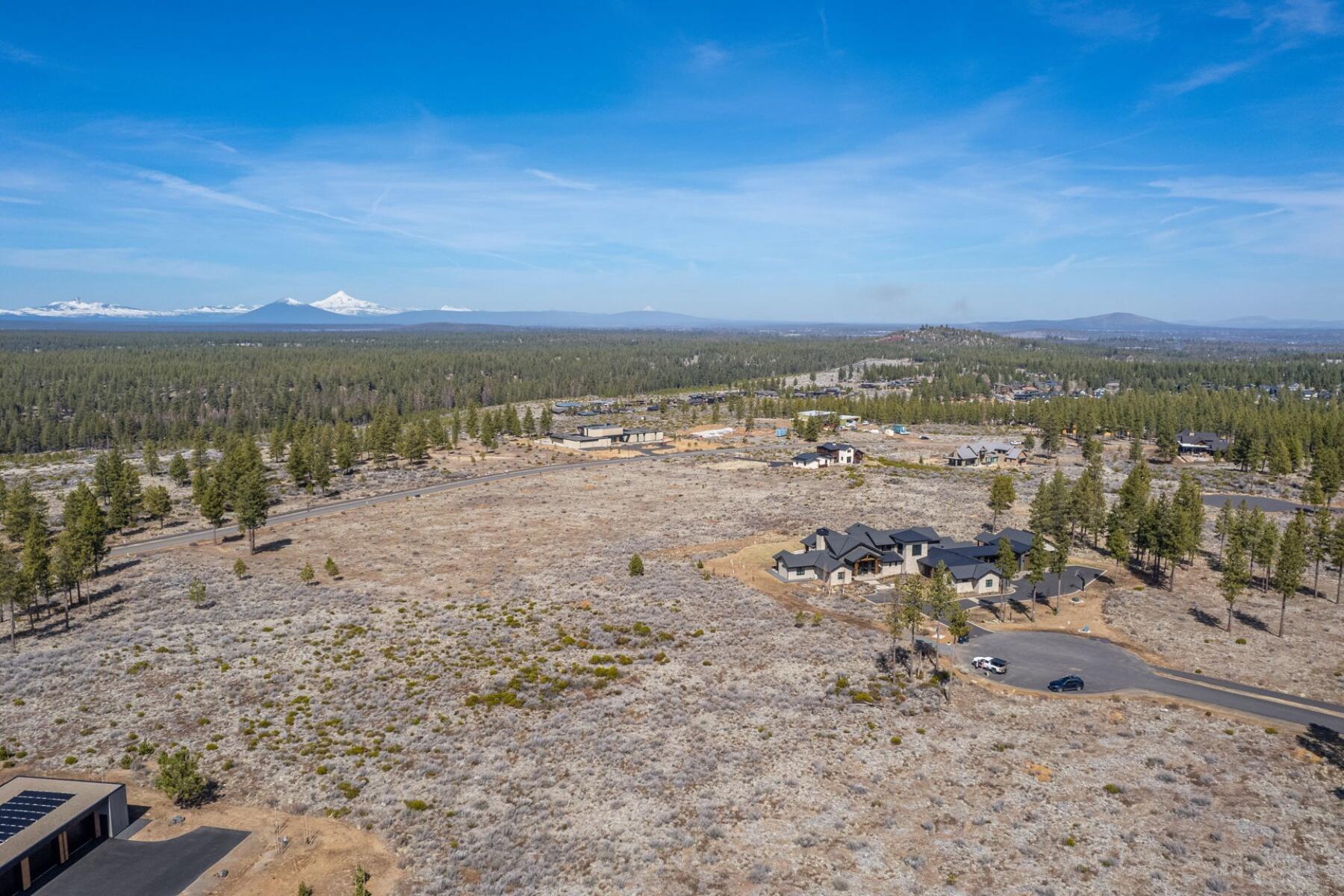 19005 Timber Ridge Bend, OR 97703 - Photo 13 of 32 batch_07