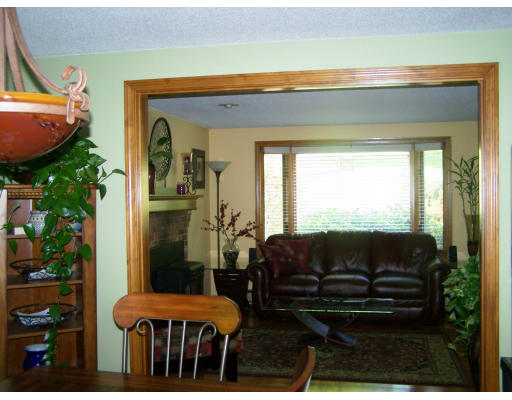 1 Mountain Road, Unit B Gill, MA 01354 - Photo 15 of 30 a living room with furniture a window and a potted plant