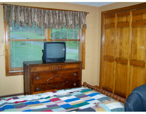 1 Mountain Road, Unit B Gill, MA 01354 - Photo 24 of 30 a living room with a bed and a table