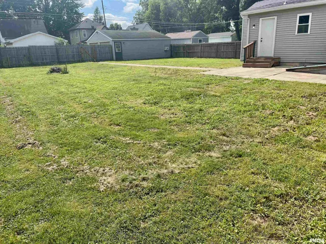 $149,900 | 617 Decatur Street, Lincoln, IL 62656